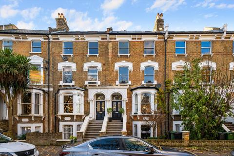 4 bedroom maisonette to rent, Petherton Road, London, N5