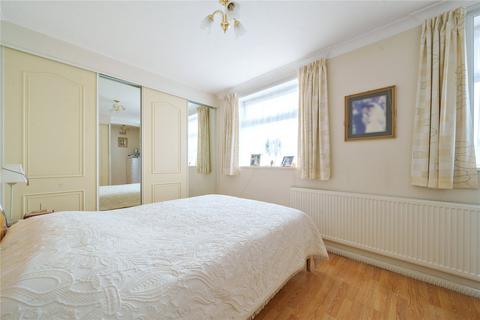 25 Benham Road, London, W7 1AQ