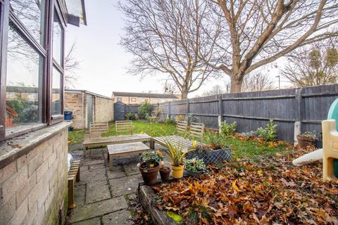 3 bedroom terraced house for sale, Turpyn Court, Cambridge