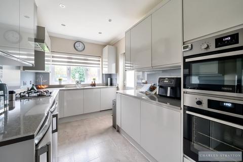 4 bedroom detached house for sale, Balmoral Road, Gidea Park