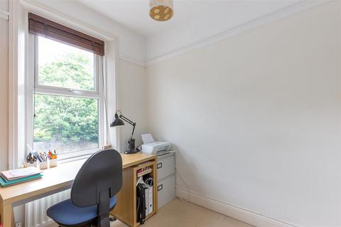 2 bedroom flat to rent, Salters Road, Gosforth, Newcastle upon Tyne