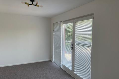 1 bedroom flat to rent, Cardinal Close, Reading RG4