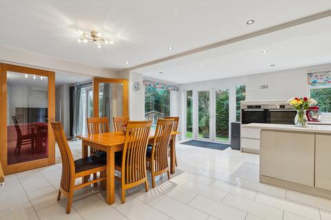 10 Ashley Park, Maidenhead, SL6 8EZ