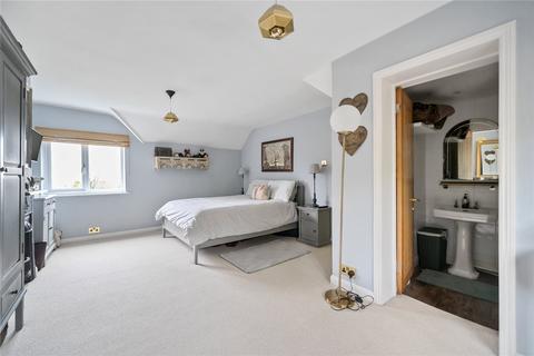 4 bedroom semi-detached house for sale, Bridle Path, Ewshot, Farnham, GU10