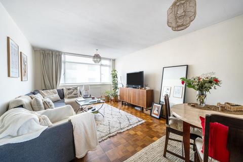 1 bedroom flat for sale, Daynor House, West Hampstead