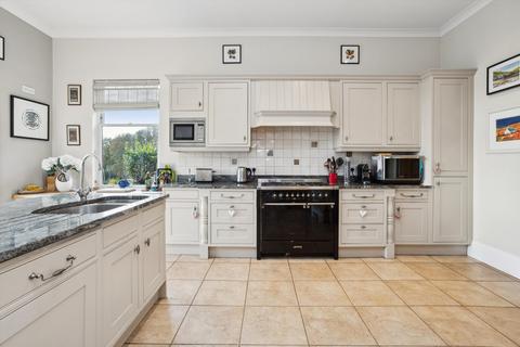 6 bedroom detached house for sale, Beaconsfield Gardens, Claygate, Esher, Surrey, KT10