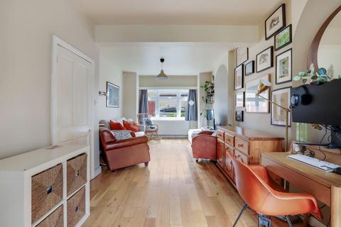 18 Oaksford Avenue, London, SE26 6AR
