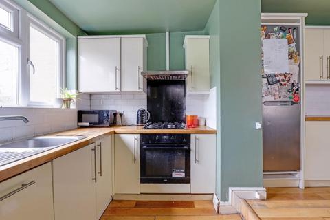 18 Oaksford Avenue, London, SE26 6AR
