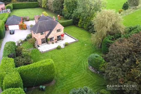 4 bedroom detached house for sale, Lea-By-Backford, Backford, CH1