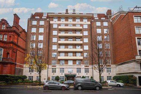 3 bedroom flat to rent, South Audley Street, Mayfair, London, W1K