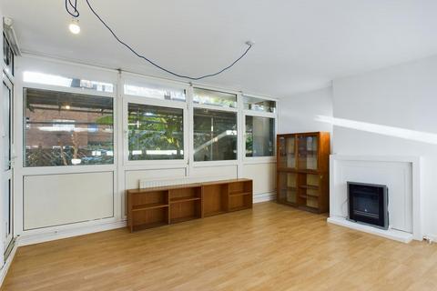 21 Old Market Square, London, E2 7PQ