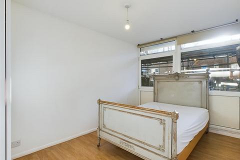21 Old Market Square, London, E2 7PQ