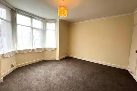 1 bedroom flat to rent, High Street, Nuneaton