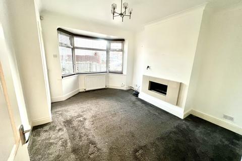 3 bedroom terraced house for sale, Alverstone Avenue, Foggy Furze