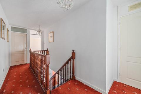 8 Roedeer Copse, Haslemere, GU27 1RF