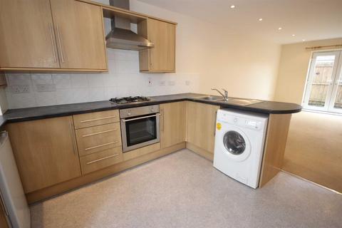 2 bedroom apartment to rent, Grange Court, Carville