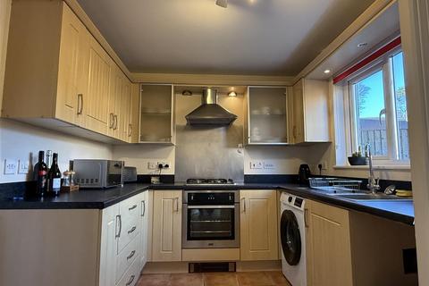 3 bedroom semi-detached house to rent, Parc Bronhaul, Bridgend CF31