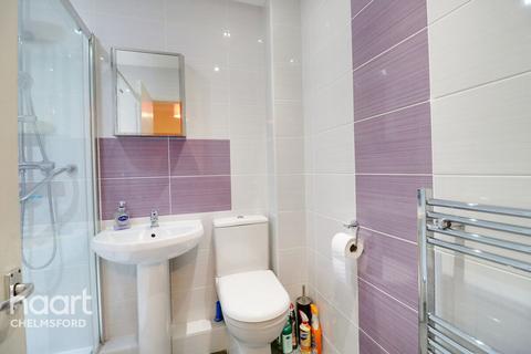 140 Pollards Green, Chelmer Village, Chelmsford, CM2 6UX