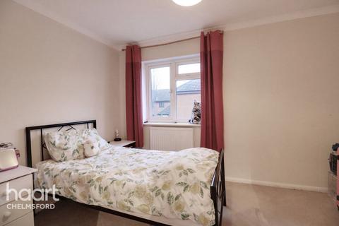 140 Pollards Green, Chelmer Village, Chelmsford, CM2 6UX