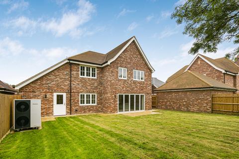 4 bedroom detached house for sale, Plot 69, The Baldwin at Millside Grange, Little Green Lane, Croxley Green WD3