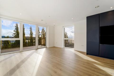 2 bedroom apartment to rent, Waterview House, Grand Union, London, HA0