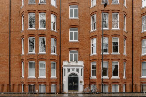 2 bedroom flat for sale, Ranelagh Mansions, New King's Road, London SW6