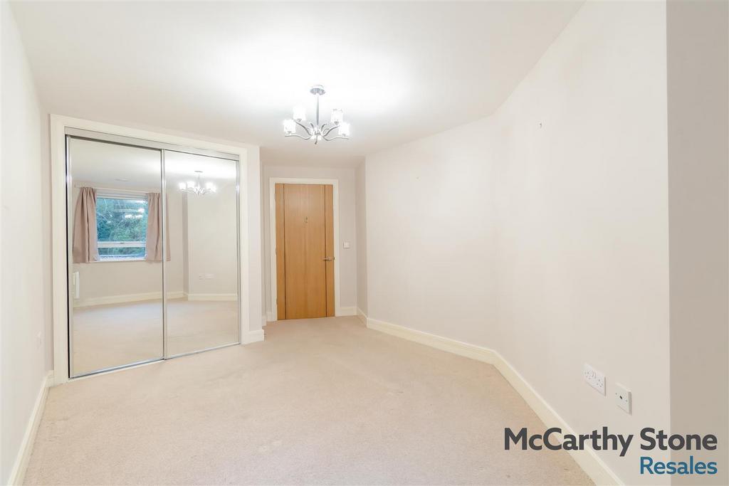 8676949-interior11.jpg