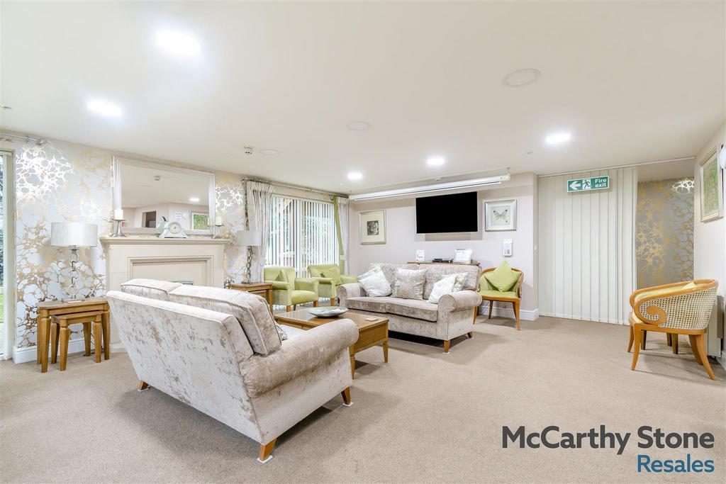 8676949-interior02.jpg