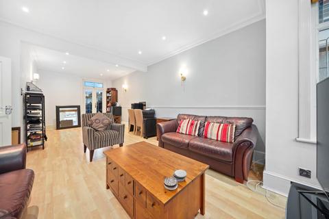 5 bedroom terraced house for sale, Colchester Road, Leyton