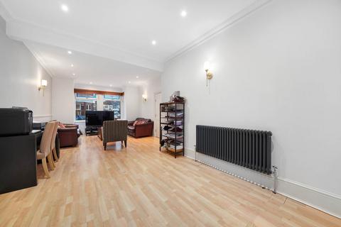 5 bedroom terraced house for sale, Colchester Road, Leyton