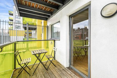 2 bedroom flat for sale, Printworks, London, SE5