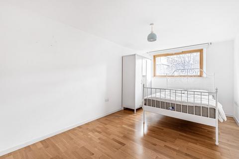 2 bedroom flat for sale, Coldharbour Lane, London, SE5