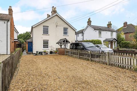 3 bedroom semi-detached house for sale, High Street, Woking GU24