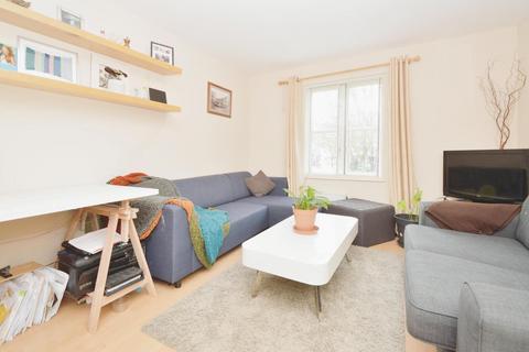 1 bedroom apartment for sale, Dove Road, London, N1