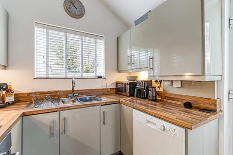 29 North Parade, Ilkley, LS29 8JN