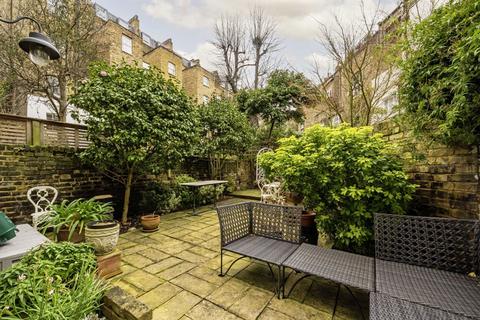 3 bedroom flat for sale, St. Georges Square, London SW1V