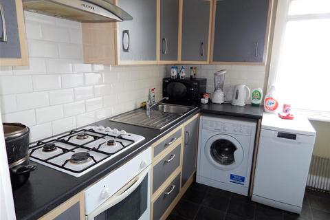 2 bedroom apartment to rent, New Broadway, Uxbridge Road, Hillingdon