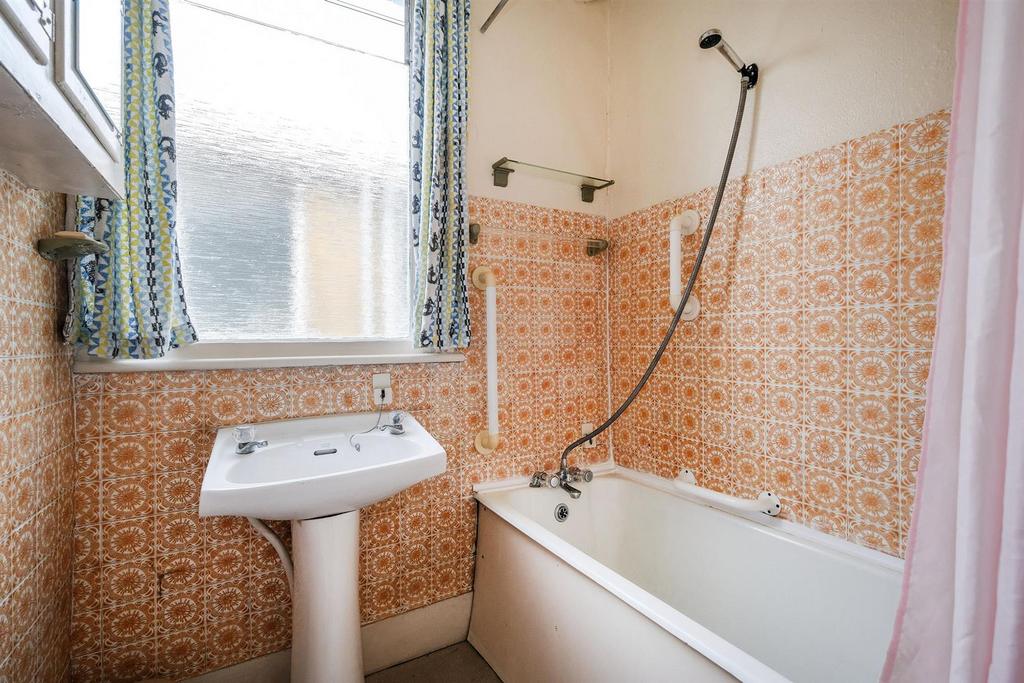 22 Gordon road-2 web.jpg