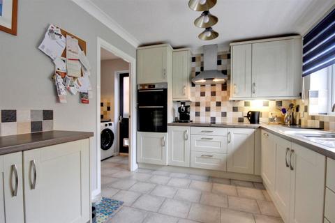 4 bedroom detached house for sale, Beverley Drive, Beverley