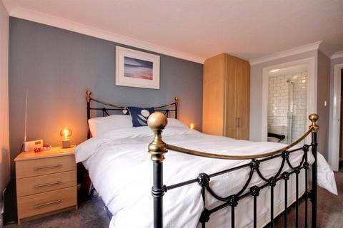 2 Beverley Drive, Beverley, HU17 9GG