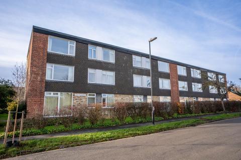 11 Dalegarth, Cambridge, CB4 2AG