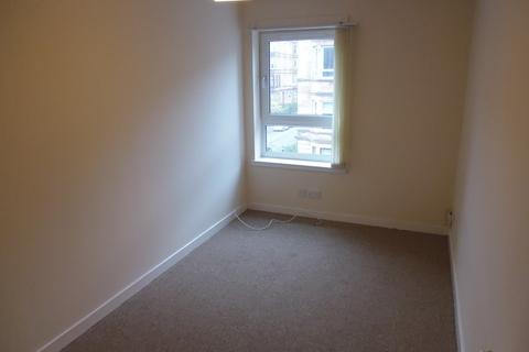 2 bedroom terraced house to rent, Whitehill Place, Glasgow G31