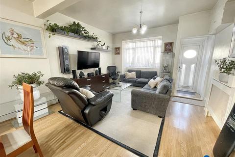 80 Olive Road, London, E13 9PU