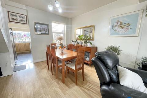 80 Olive Road, London, E13 9PU