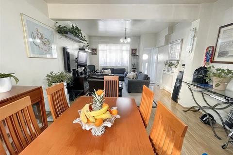 80 Olive Road, London, E13 9PU