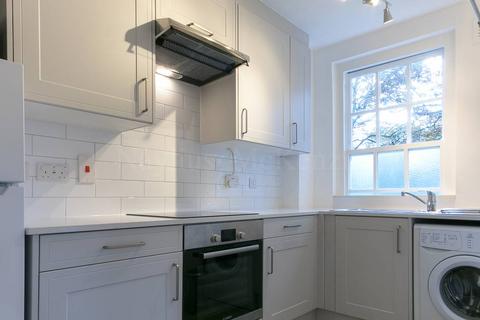 2 bedroom flat for sale, Chalk Farm NW3