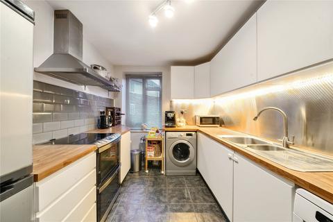 2 bedroom apartment for sale, St. James Lane, London, N10