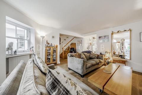 2 bedroom flat for sale, Lambeth Road, London, SE1