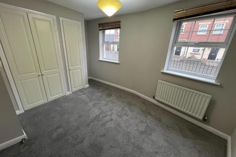 2 bedroom apartment for sale, Claydon Road, Redhouse