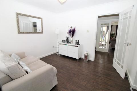 4 bedroom detached house for sale, Bearwood Close, Potters Bar EN6